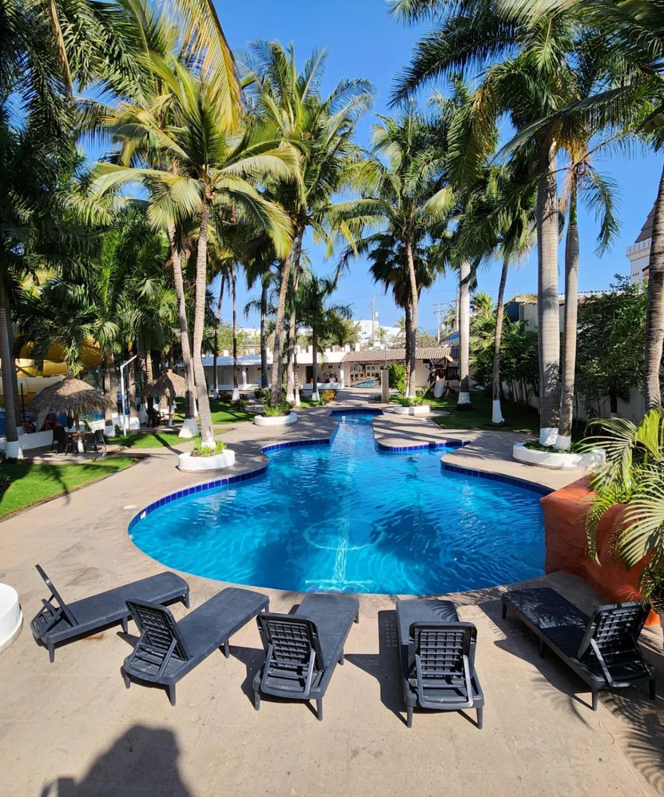 Splash Inn Nuevo Vallarta & Parque Acuatico Екстериор снимка